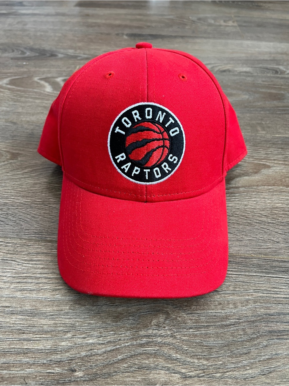 Toronto Raptors baseball hat - Picture 2 of 7
